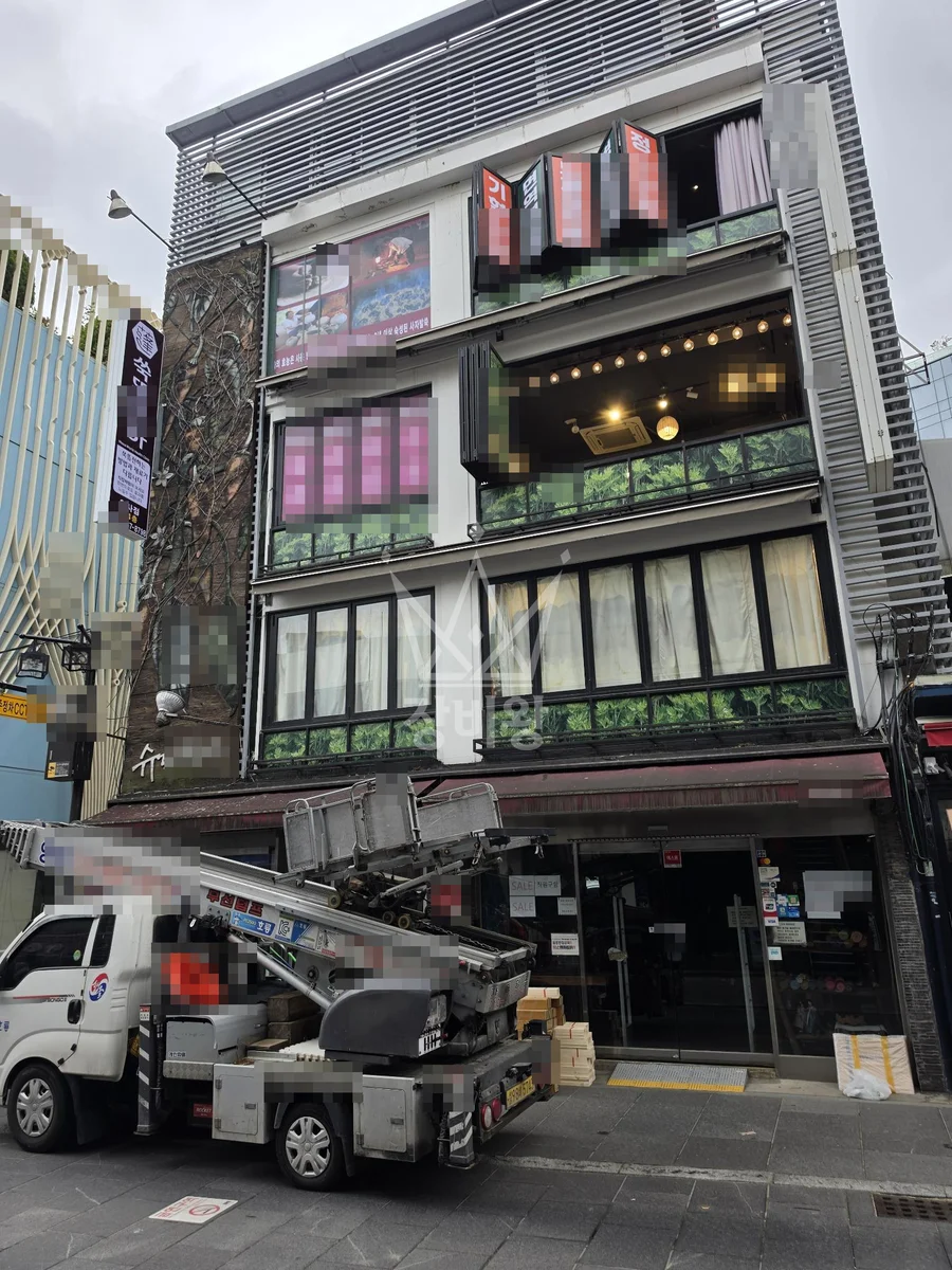 경남 함안군 사다리차 자재 양중 작업 현장