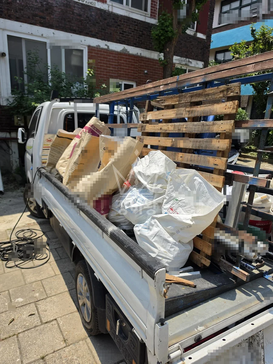 부산 중구 사다리차 자재 양중 작업 현장
